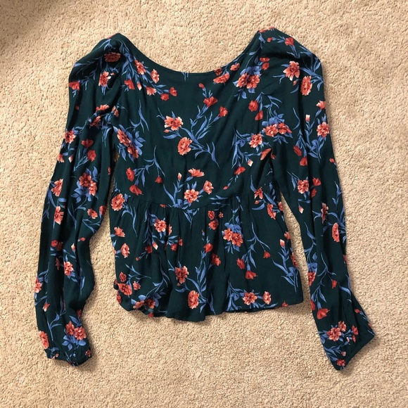 Tie Front American Eagle Top - Picture 7 of 9